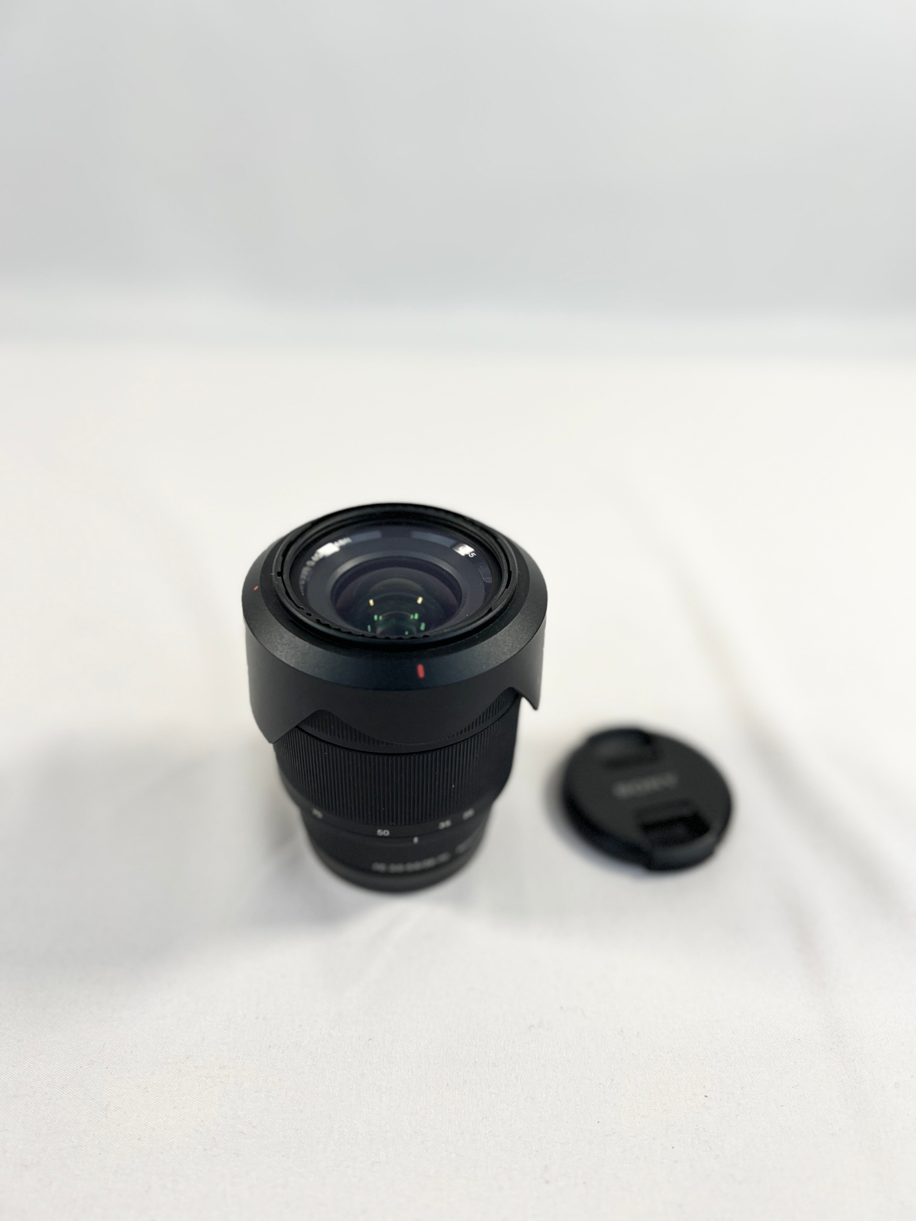 Fotokameras objektīvs Sony FE 3.5-5.6/28-70 Fotokameras objektīvs Sony FE 3.5-5.6/28-70